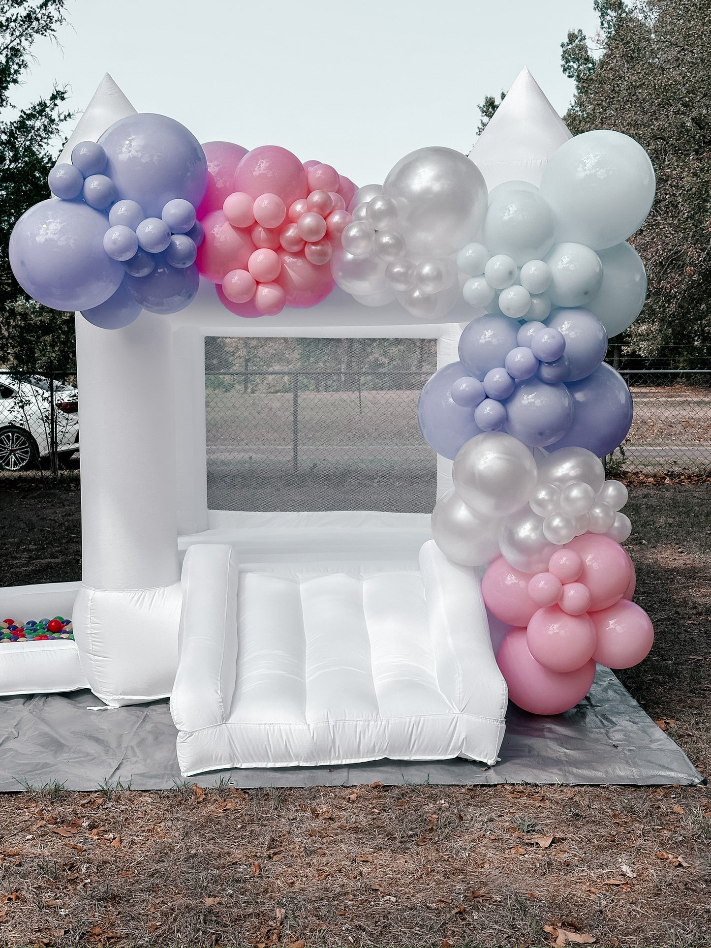 SMALL CASTLE BOUNCE HOUSE